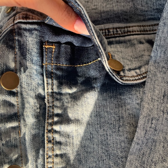 OVERSIZED DENIM JACKET - Picture 3 of 4